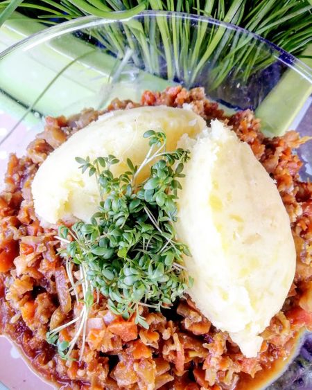 Karotten- Blumenkohlgemüse mit Kartoffelbrei