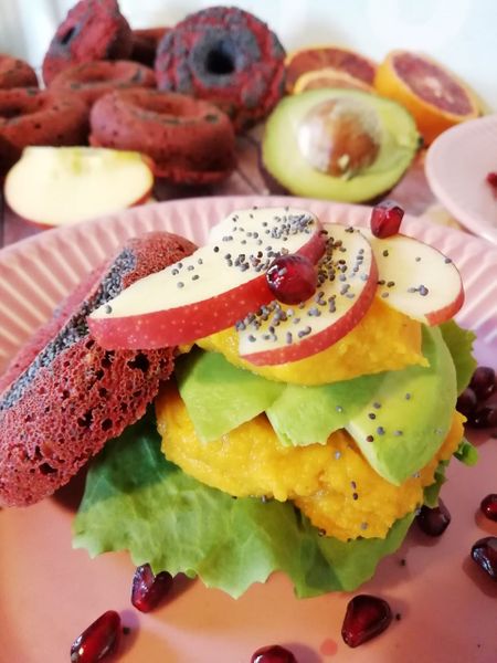 rote-beete-mohn-bagels_1.jpg